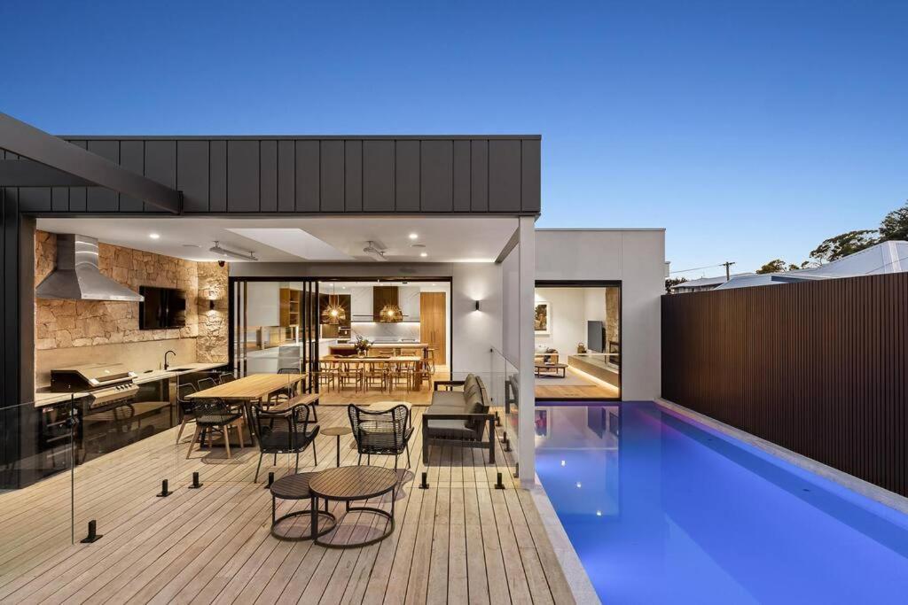 Kirks On Park - Brand New Luxury Home, Great Location ซอร์เรนโต ภายนอก รูปภาพ